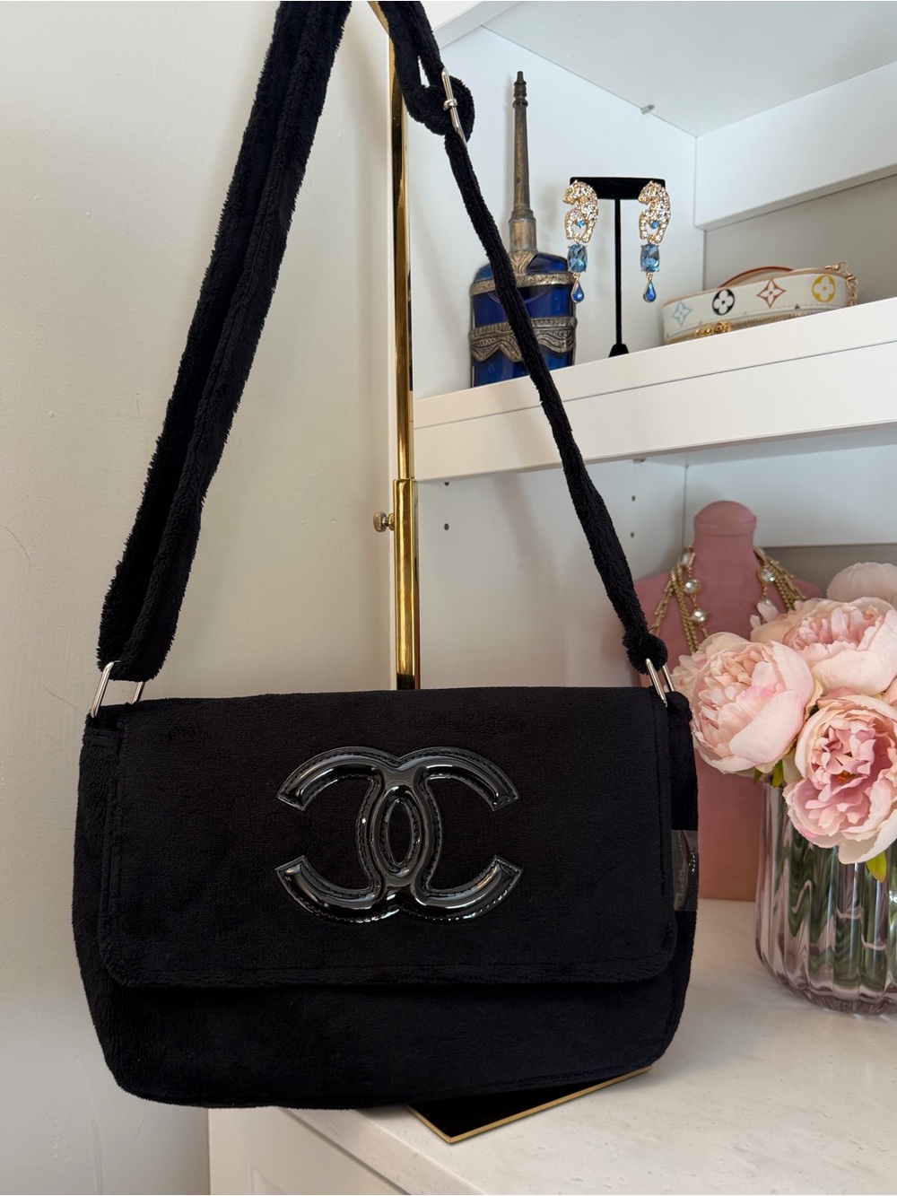 Black on Black Adj Crossbody Beauty Bag with Patent Logo